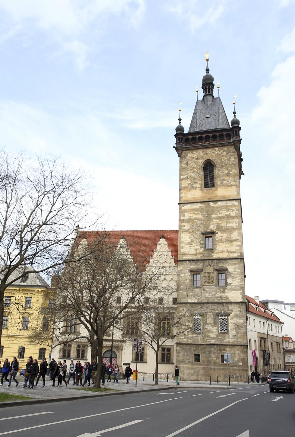 Kaple v Novoměstské radnici se opravovala asi tři měsíce. Sloužit bude ke svatbám a společenským akcím.