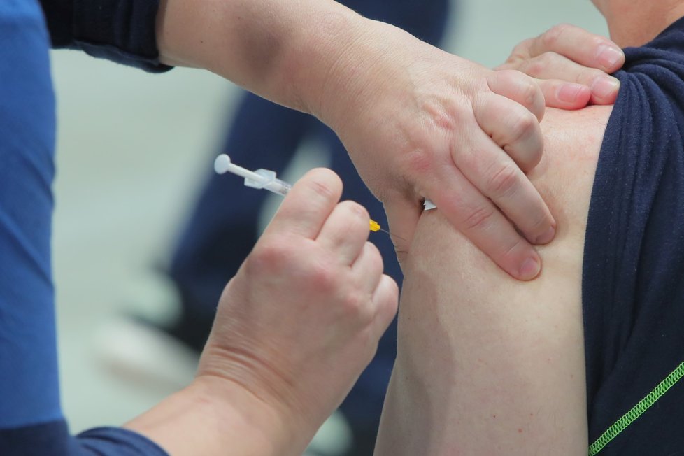 Očkování v očkovacím centru v O2 universum. (9. dubna 2021) Očkování v očkovacím centru v O2 universum. (9. dubna 2021)