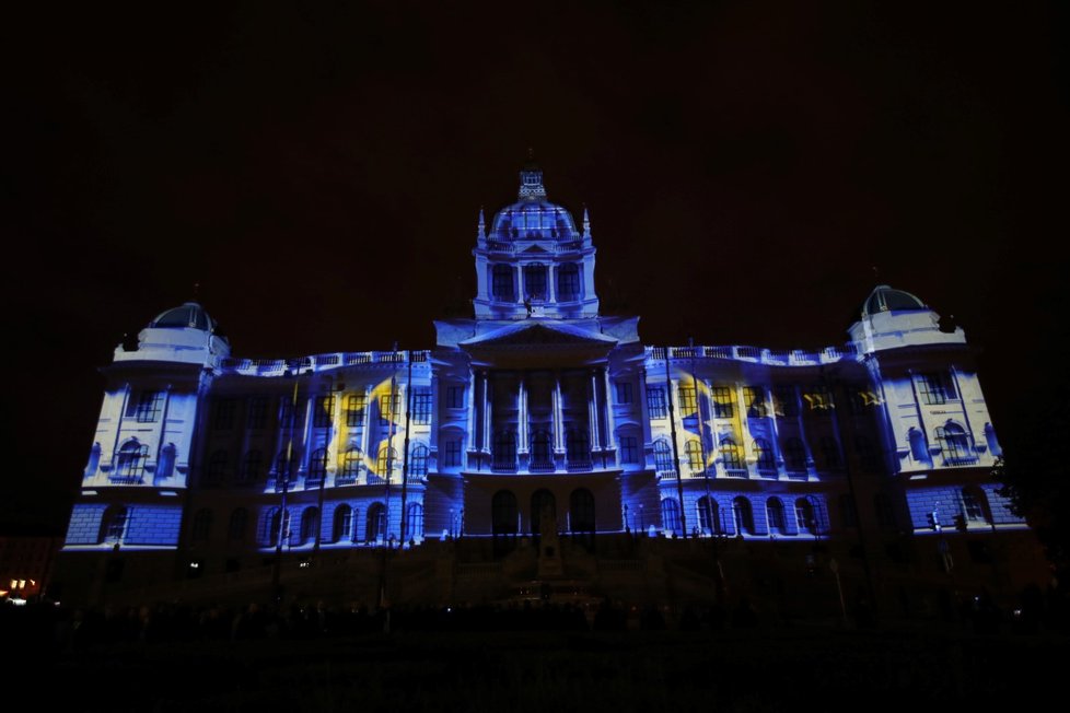 Praha chce místo ohňostroje videomapping.