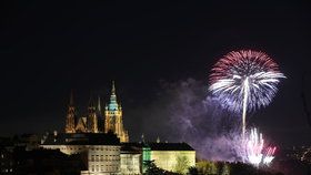 Velkolepý ohňostroj nad Prahou znázorní českou přírodu i sportovní úspěchy: Kde bude nejlepší výhled?