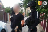 200 podvedených a 40milionová škoda! Policisté stíhají gang, který nabízel ojetá auta