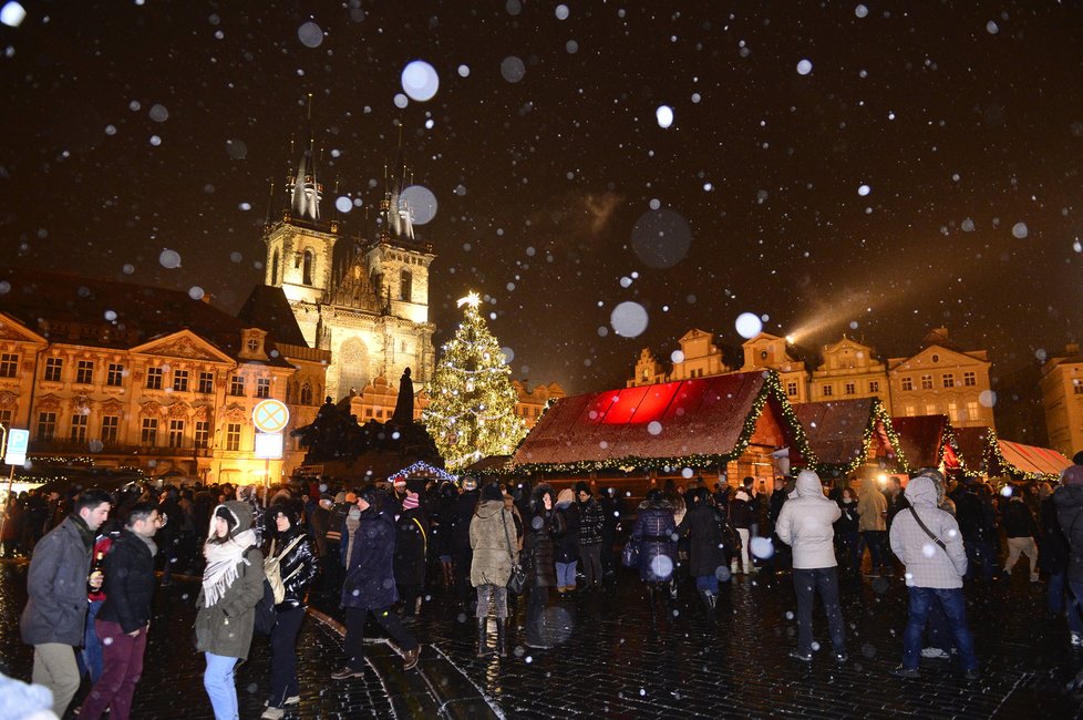 Oslavy příchodu roku 2016 v Praze