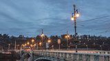 V Praze zvoní umíráček lampám se sodíkovou výbojkou: Do pár let bude pouliční osvětlení zcela LED