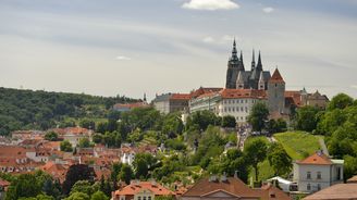 Akcie, měny & názory Miroslava Frayera: Prahu do každého portfolia