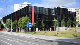 Parkovací dům P+R v Nových Butovicích byl slavnostně otevřen na rohu ulic Petžílkova a Bucharova, 23. června 2023, Praha.