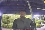 Policisté hledají muže, který našel peněženku a nevrátil ji.