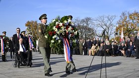 Politici si na Vítkově připomněli výročí vzniku Československa, dorazil i Zeman