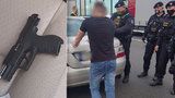 VIDEO: Řidiči sanitky hrozil muž z vedlejšího auta pistolí! „Žádnou nemám,“ lhal pak policistům