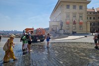 Praha na boj s vedrem za posledních 6 let dala přes půl miliardy. Od roku 2023 ale podpora výrazně klesla