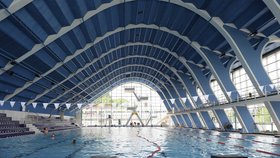 Plaveckému areálu v Podolí hrozí uzavření, drtí ho extrémní ceny energií. Co další bazény?