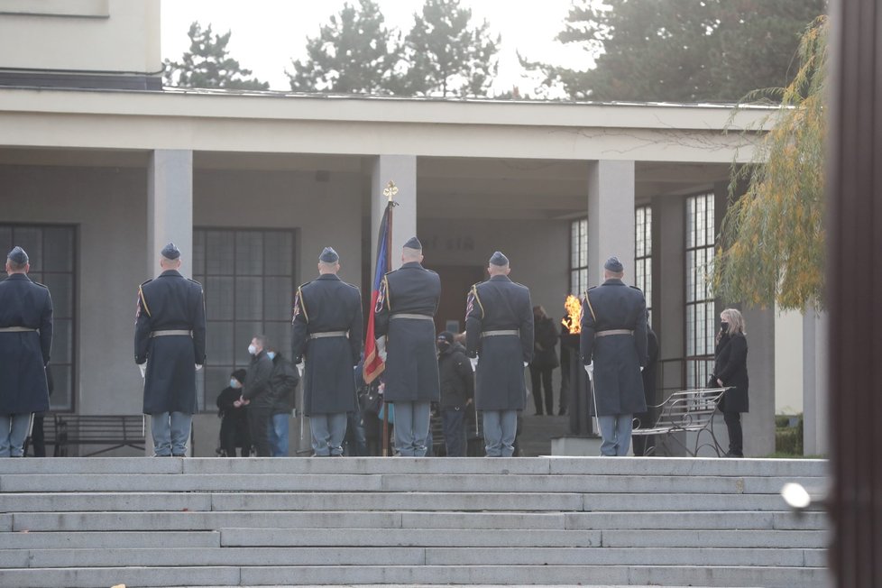 Pohřeb vojačky Michaely Tiché (20. listopadu 2020)