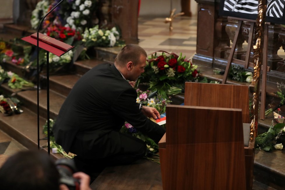 Pohřeb Medy Mládkové, 19. května 2022.