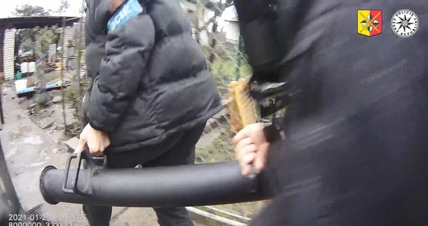 Policisté si došlápli na recidivistu, který měl v prosinci nastoupit do vězení.