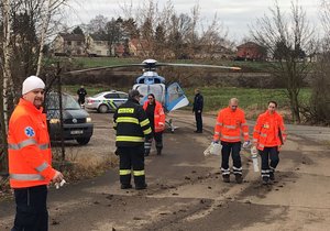 V Nučicích u Prahy zasahovala záchranka u podchlazené ženy, která byla v pátrání policie.