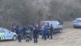 Požár chatky v Chuchelském háji si vyžádal dvě oběti. (2. března 2022)