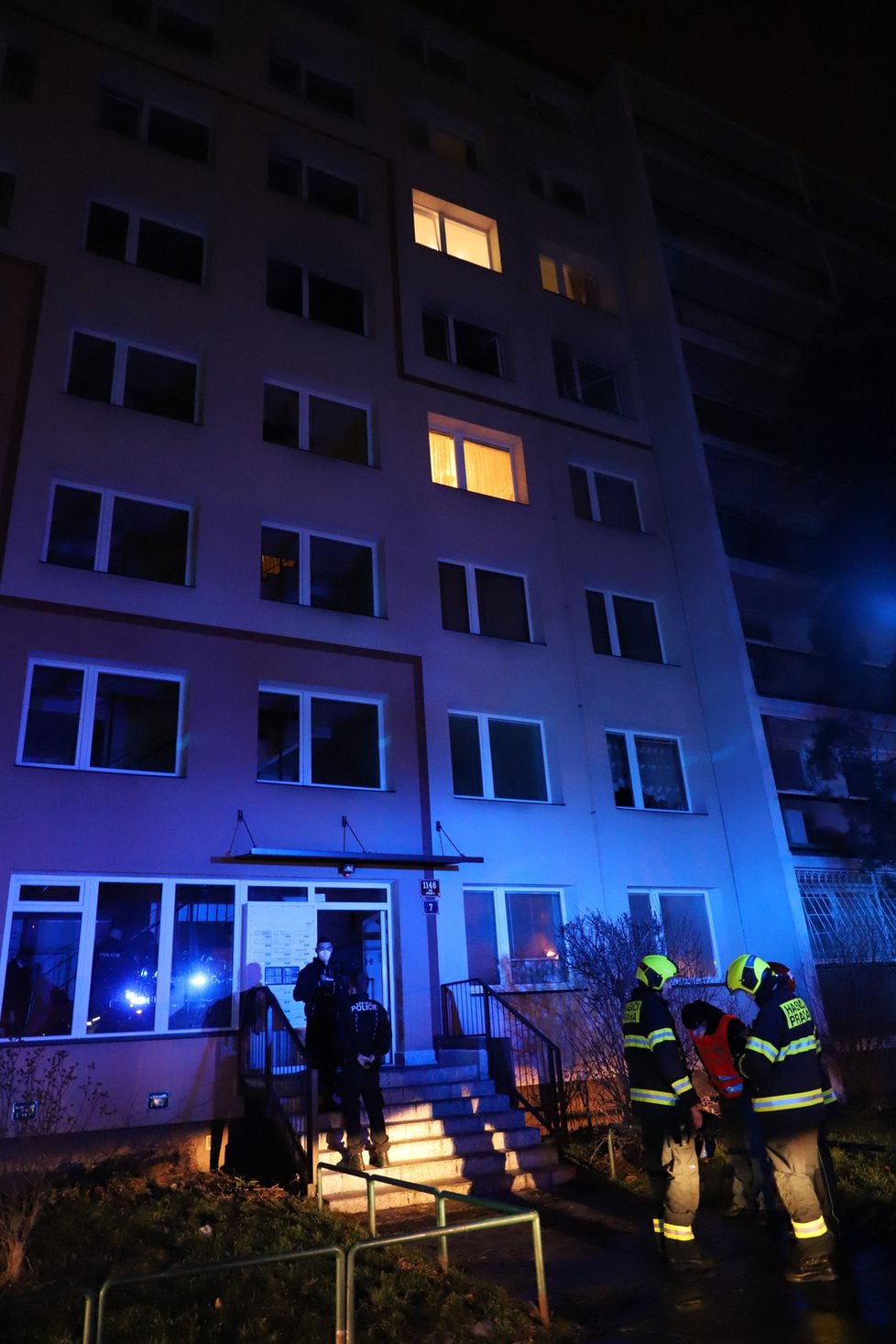 Požár bytu ve Vikově ulici v Krči. (24. ledna 2022)