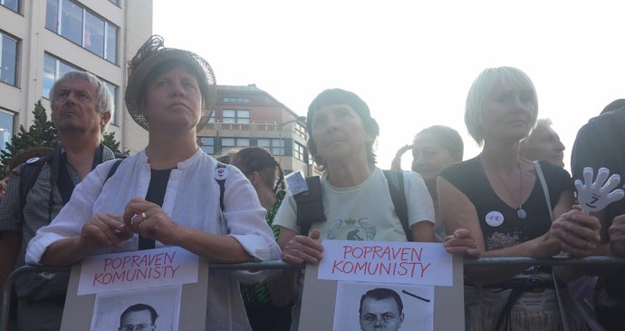 Demonstrace proti Andreji Babišovi na Václavském náměstí