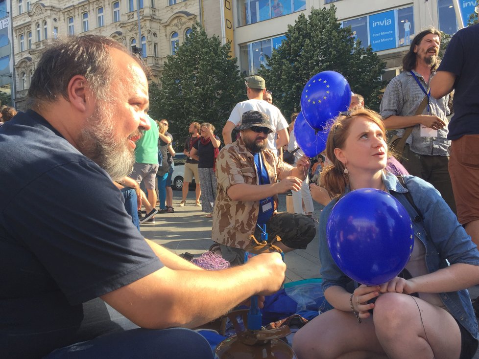 Demonstrace proti Andreji Babišovi na Václavském náměstí