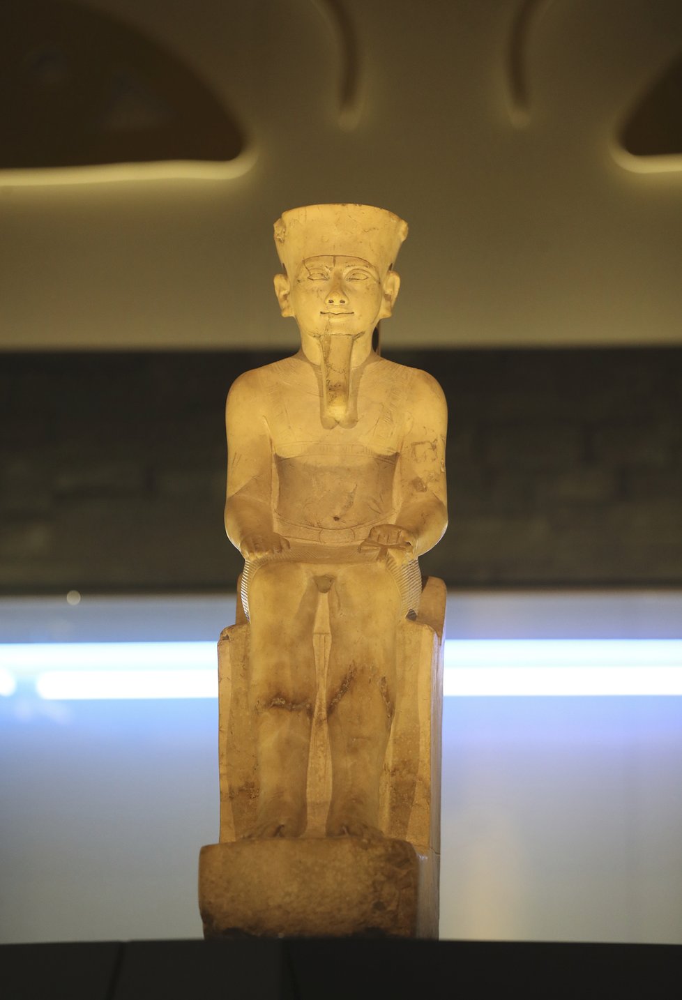 Jedním z velkých lákadel je socha mladého faraona Tutanchamona zapůjčená z Musea August Kestner v Hannoveru Nadací Fritze Behrense.