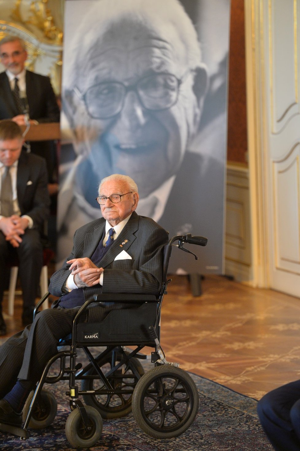 Sir Nicholas Winton s Marií Schmolkovou spolupracoval na židovských transportech do bezpečí.