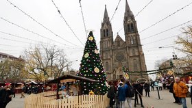 Do Prahy o Vánocích přijede o 700 tisíc více turistů než loni