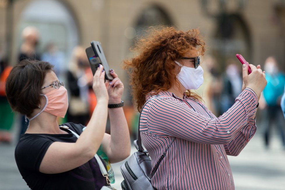 Pražské památky a instituce hlásí, že v porovnání s minulým rokem je navštívila přibližně třetina lidí. 22.08.2020