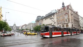 Oprava trati přeruší od pondělí provoz tramvají přes Václavské náměstí v Praze.