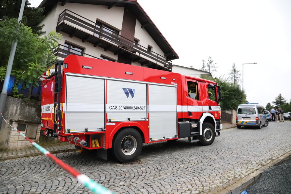 Policisté šetří v pražském Radotíně vraždu. Manžel ubodal svoji ženu.