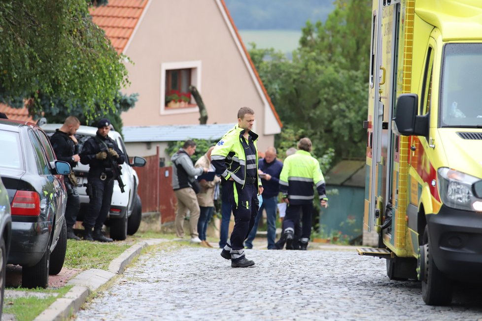 Policisté šetří v pražském Radotíně vraždu. Manžel ubodal svoji ženu.