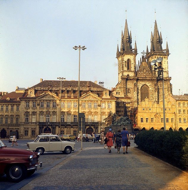 Jak vypadalo hlavní město Československa bez turistů?