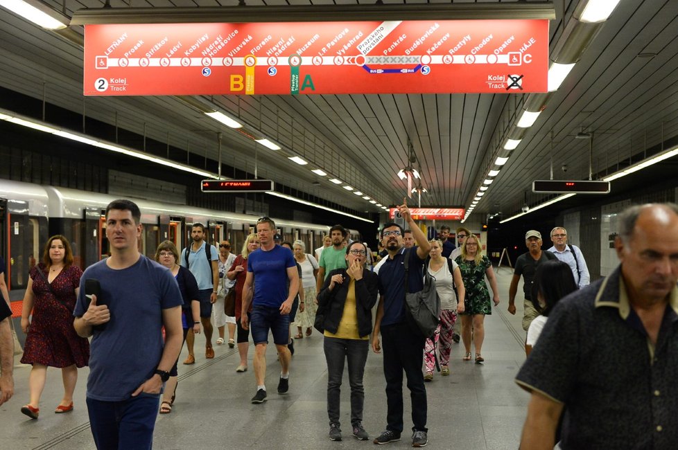 Pražské metro na lince C čekají výměny pražců.