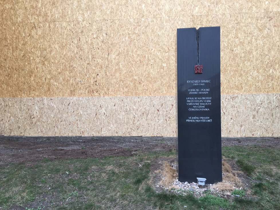 Památník polské pochodně Ryszarda Siwiece