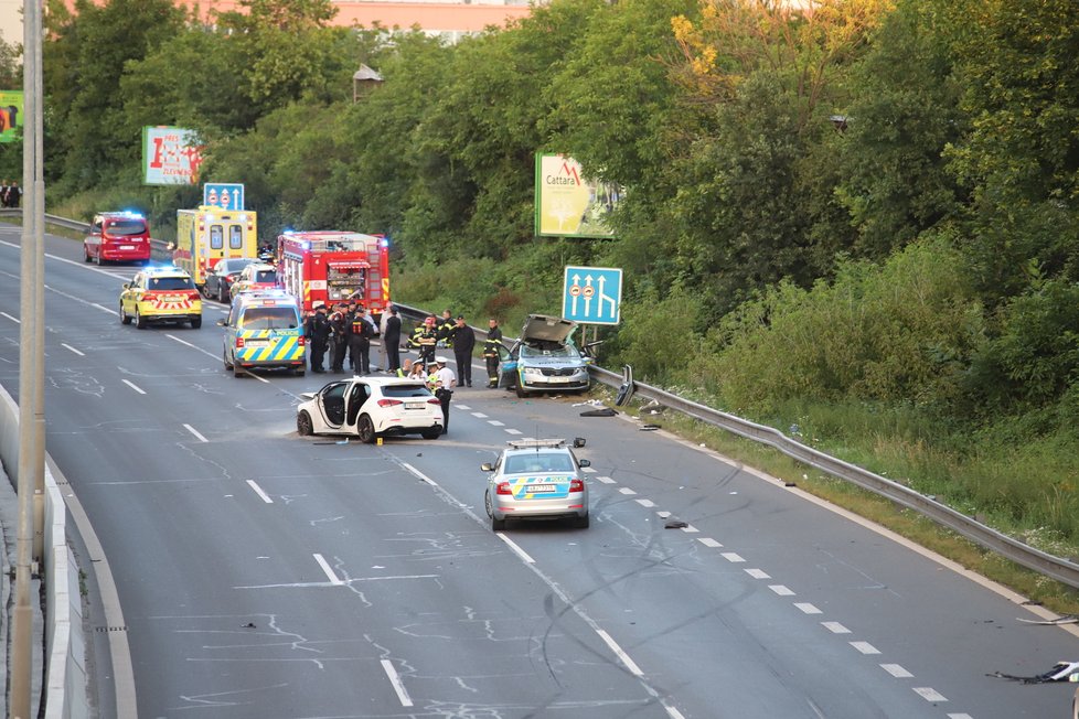 V ulici 5. května došlo k hromadné nehodě.