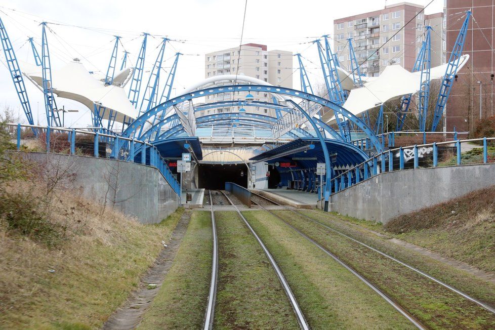 V Praze začnou jezdit pravidelné tramvajové spoje na prodloužené trati ze stanice Sídliště Barrandov do Holyně. 8.č.2022