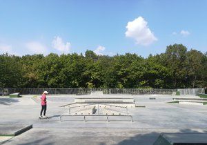 Nový skatepark vzbuzuje silné emoce u místních obyvatel.