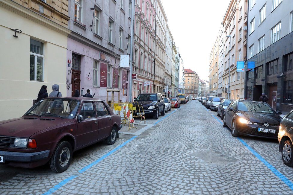 Modré zóny v Praze od 11. května znovu platí.