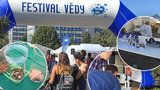 Na Festivalu vědy v Praze bylo narváno! Zaujal simulátor dopravní nehody, různá havěť i smažení červi