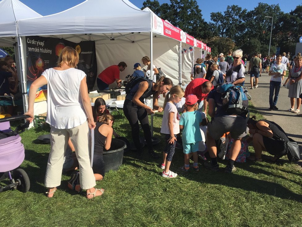 Festival vědy nabídl spoustu zážitků pro malé i velké.