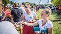 Milovníci dobrého jídla a pití by neměli chybět na 10. ročníku F.O.O.D. pikniku v parku Ladronka. Můžete si pochutnat na dobrotách domácích i cizokrajných, sladkém a slaném. Milovníci dobrého jídla a pití by neměli chybět na 10. ročníku F.O.O.D. pikniku v parku Ladronka. Můžete si pochutnat na dobrotách domácích i cizokrajných, sladkém a slaném.