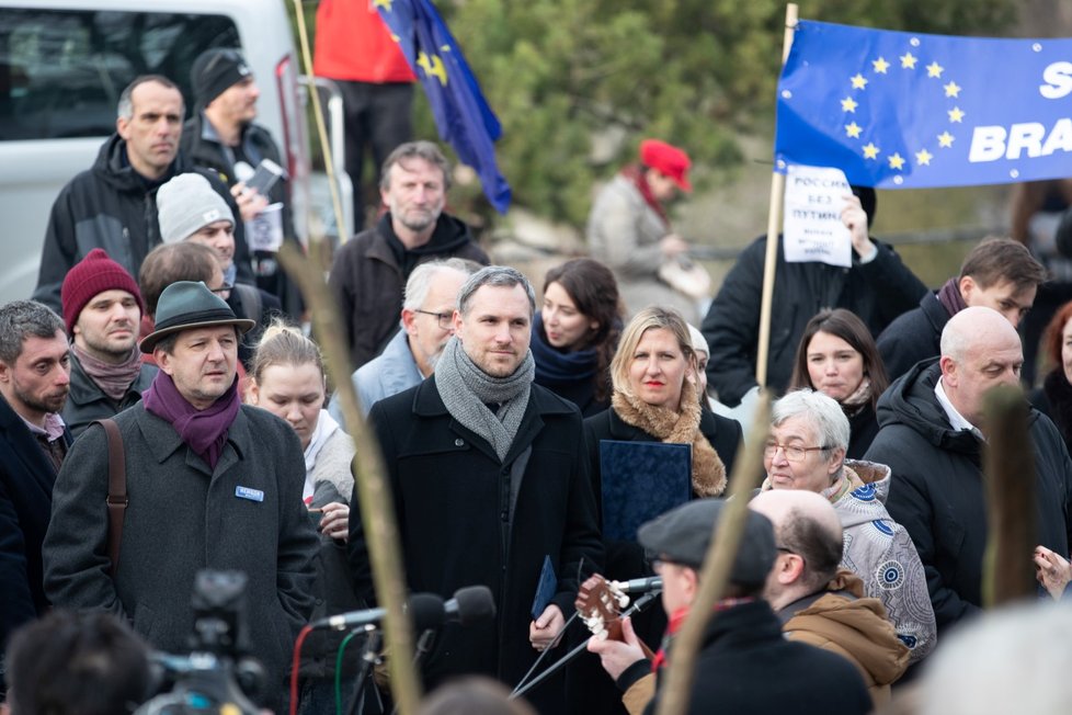 V Praze bylo přejmenováno náměstí u ruské ambasády na náměstí Borise Němcova.