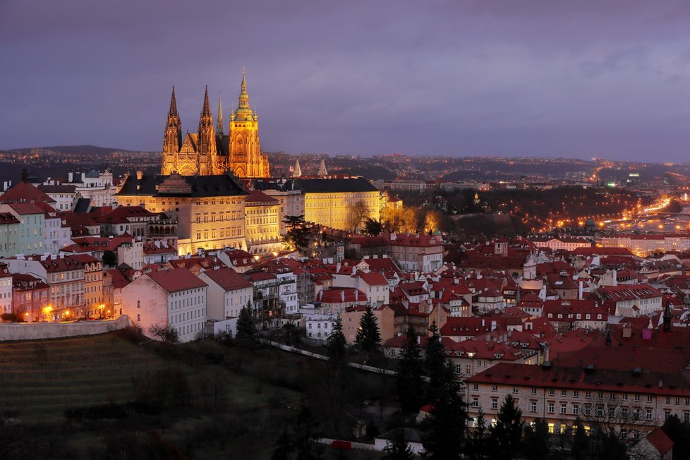 Než se stal králem, panoval Vratislav II. z Pražského hradu. Spolu s ním žila jeden rok i manželka Adléta Uherská.