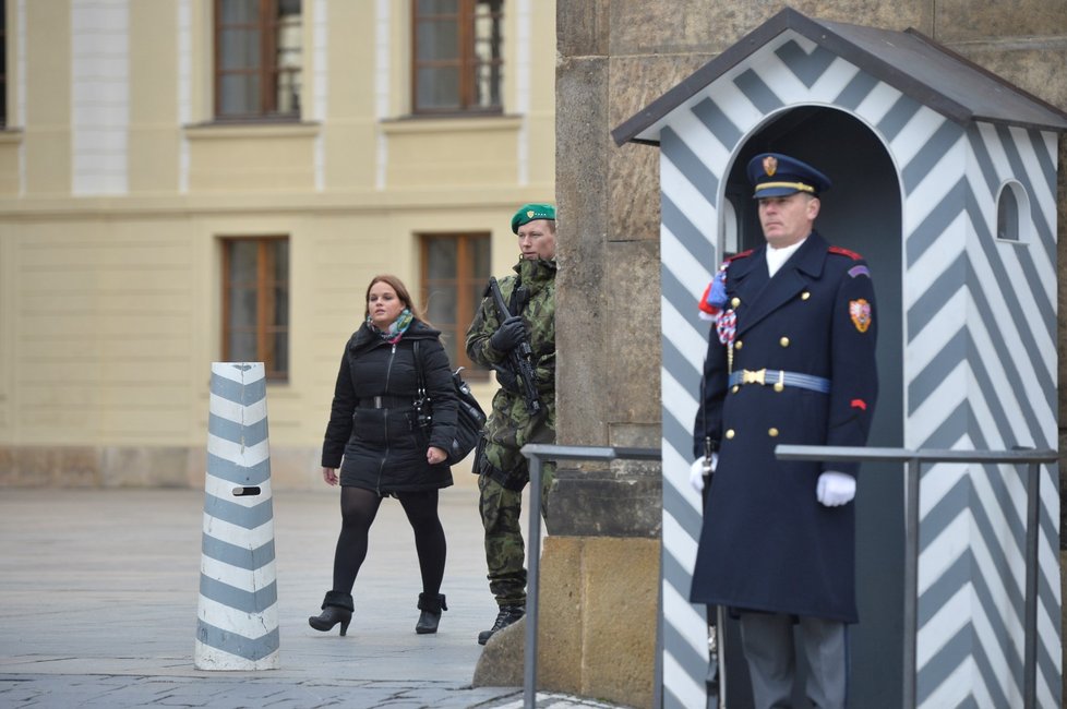 Kuchyň na Hradčanském náměstí dostává další šanci. Chystá se otevřít pivní terasu. (ilustrační foto)