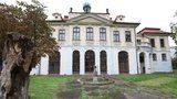 Zámek Veleslavín je stále na ocet: Radní navrhne, aby ho odkoupila Praha. Cena klesla na 210 milionů