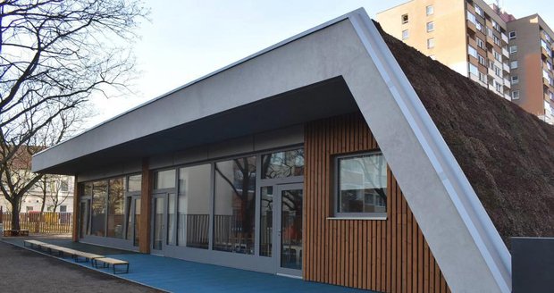 Ve Vokovicích otevřeli novou moderní školku.