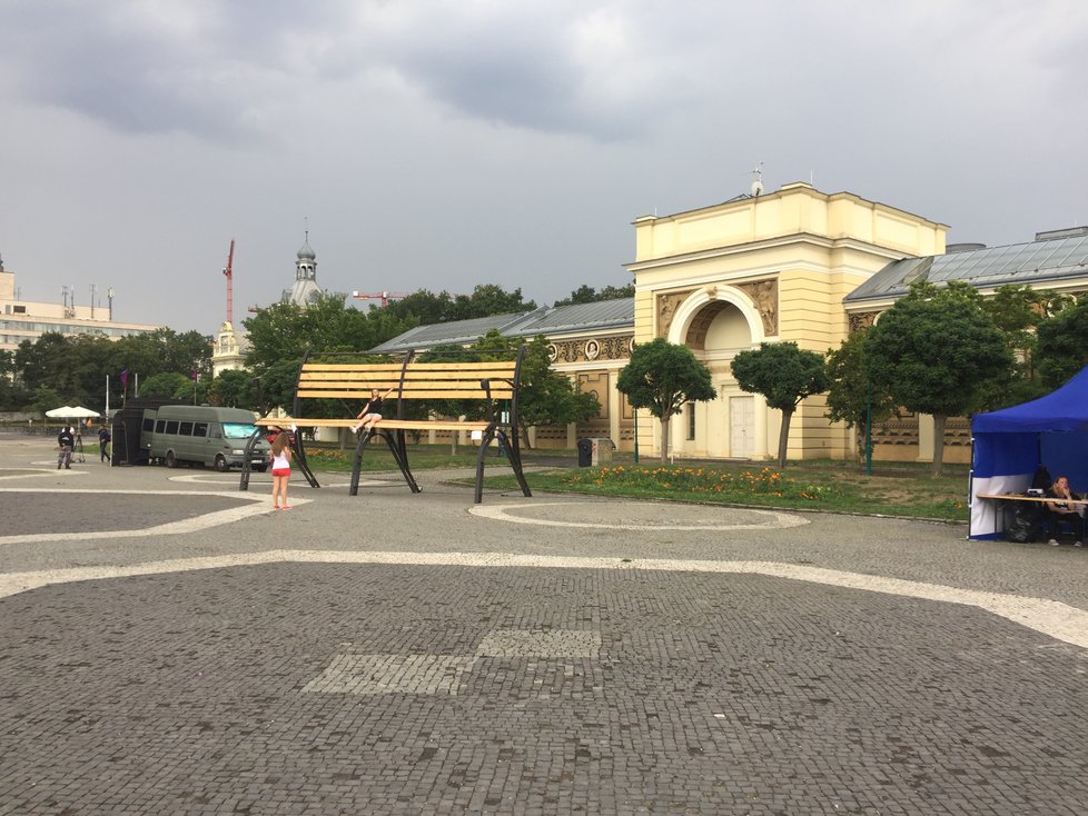 V Praze započal divadelní festival Za dveřmi.