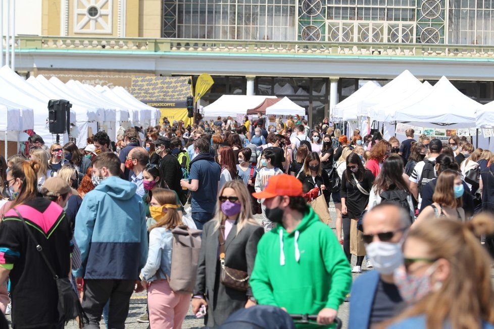 V sobotu 16. května vyrazili Pražané na Dyzajn market na holešovické Výstaviště.