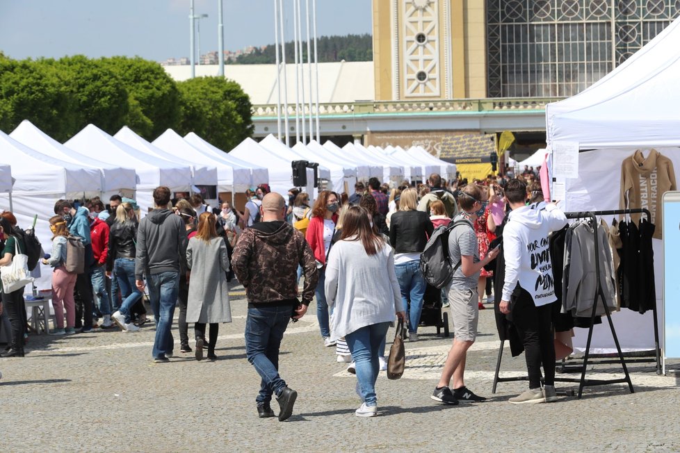 V sobotu 16. května vyrazili Pražané na Dyzajn market na holešovické Výstaviště.