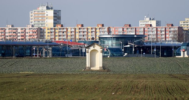 Jednání Zdeňka Hřiba a Andreje Babiše o novém areálu pro úředníky v Letňanech pokračuje.