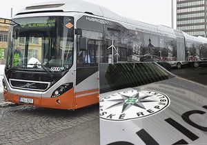 Policisté zadrželi muže, který zaútočil na řidiče autobusu a okradl jej.