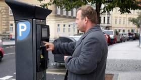 Praha 9 by chtěla změnit systém parkování. (ilustrační foto)